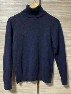 UNIQLOカシミヤタートルネックセーターM