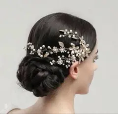 ウェディング ヘッドアクセサリー 花とパール