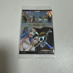 未開封　ネフェルタリ・ビビ　ONEPIECEウエハースシークレット　おまけ付きのサムネイル