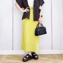 ローリーズファーム　カットリブタイトスカート　イエロー　新品　未使用　タグ付き