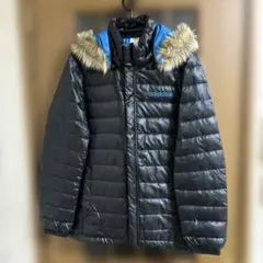 ブルー ダウンジャケット