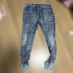 Item thumbnail for item 92d5904b-3a9b-4d5a-bbd3-9b7728889d4c