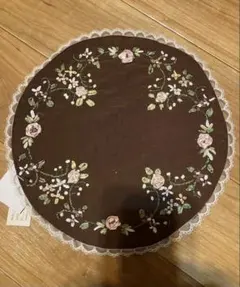 ドイリー バラ柄 ブラウン