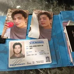 ENHYPEN　アルバム　FUGITIVES Ver.　ジェイ