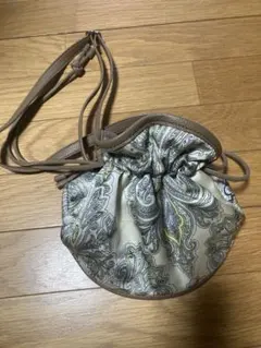 ベーセーストック　ショルダーバッグ