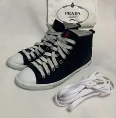 正規品 PRADA プラダ スニーカー ハイカット ブラック 紐付きのサムネイル