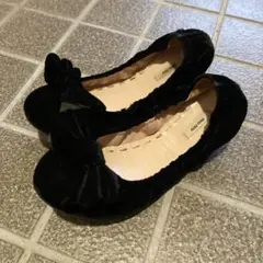 MIU MIU フラットシューズ　ブラックリボン 35 値下げ中のサムネイル