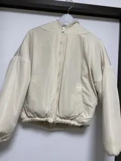 WEGOフード付きクリーム色ジャケット