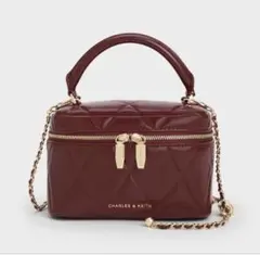 CHARLES & KEITH アルウェン キルトトップハンドルバニティバッグ
