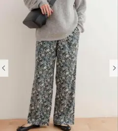 新品タグ付き　『接触冷感/イージーケア』フラワープリントイージーパンツ　ドアーズ