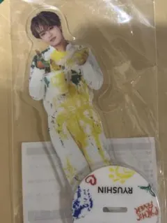 2025年最新】アクリルスタンドの人気アイテム - メルカリ