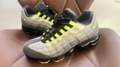 NIKE AIR VAPORMAX 95 NEON