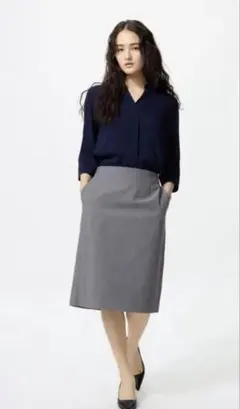 新品タグ付き　ユニクロ　ストレッチロング丈スカート