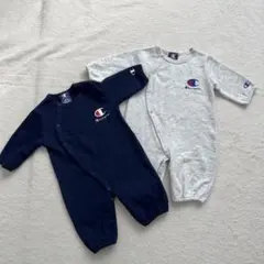 チャンピオン　トレーナー素材　ロンパース　2枚セット　　50〜70センチ