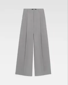 2025年最新】jacquemus パンツの人気アイテム - メルカリ