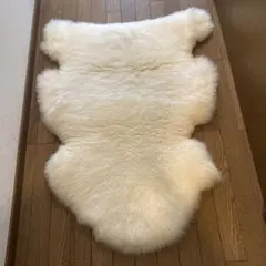 ムートンラグ 日本製 1.5匹物 約65×130cm 短毛 アイボリー - メルカリ