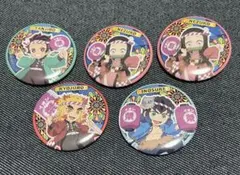 鬼滅の刃　缶バッジ5個　イオン