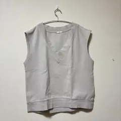 グレー Vネック ノースリーブ ベスト