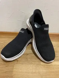 SKECHERS GOwalk ブラック スリッポン