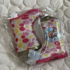 新品　アンパンマン 長靴 赤と黄色の水玉