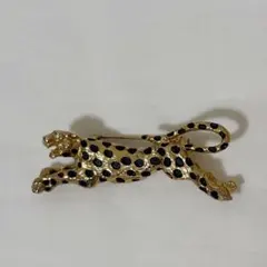 ヴィンテージ　ヒョウ　ブローチ　ゴールドカラー　レオパードのサムネイル