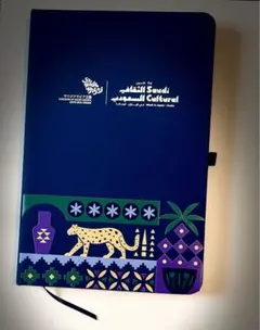 【新品】大阪関西万博 サウジアラビア館 キャンドル大サイズ　リヤド　ステッカー 新品】大阪関西万博 サウジアラビア館 キャンドル大サイズ