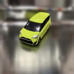 トミカ 99 トヨタ シエンタのサムネイル