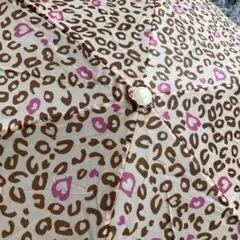 ヒョウ柄ハートデザイン折りたたみ傘