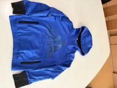 adidas フード付きパーカー 青　130cm
