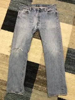 8703/ユーロリーバイス501ダメージストレートデニムポーランド製