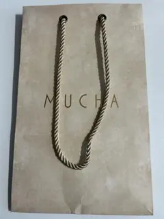 Item thumbnail for item 15c9efb7-8e6a-4cbf-b606-2d5ca446cc76