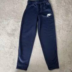 Nike ネイビー スウェットパンツ　140〜150