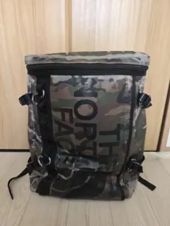 NORTH FACE 迷彩 リュック 30L 通学 通勤 タウンユース