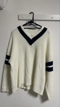 WEGO アイボリー Vネックセーター M