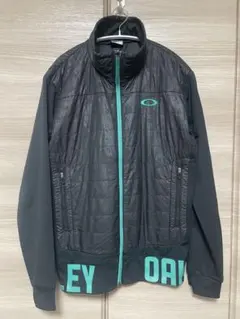 Item thumbnail for item ab7300f3-a2f8-42c6-9266-3b5ac0927bbb