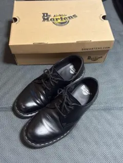 Dr.Martens 3ホール 白ステッチ UK8 27cm