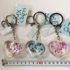新品 3個セット×748円 ハートゆらゆらキーホルダー キラキラ ラメ液体入り