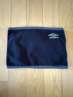 umbro ネックウォーマー UAJ7455 ブラックのサムネイル