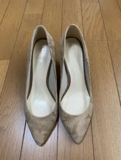 パンプス ベージュ36 オウバニスター