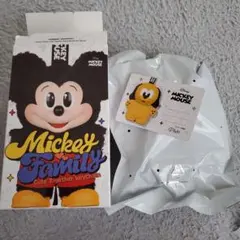 ディズニー　ポップマート　プルート