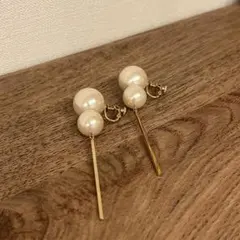 パールとゴールドのイヤリング