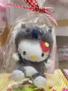 ♡超希少♡オーストラリア限定★サンリオ★ハローキティちゃん♡ぬいぐるキーホルダー ある意味レアでしょ？オーストラリアで買ったのよ♥限定キティ