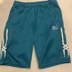 東京学館浦安高校のハーフパンツ(緑)