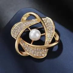 高級感♡　ゴールド　ブローチ　コサージュ　フォーマル　パール　ストーン