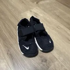 Nike キッズ ブラック サンダル ベルクロ 13cm 子供靴
