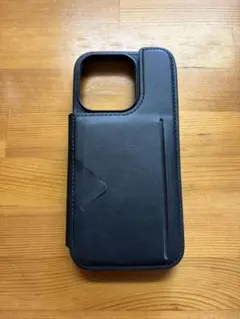 iPhone15pro ブラック　背面収納　カードポケット付き