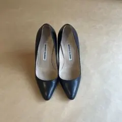 MANOLO BLAHNIK パンプス ブラックのサムネイル