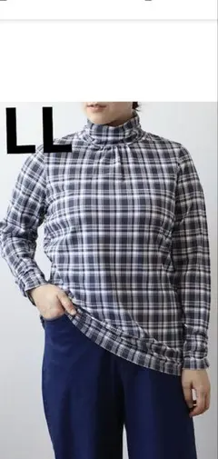 タートルネックtシャツ