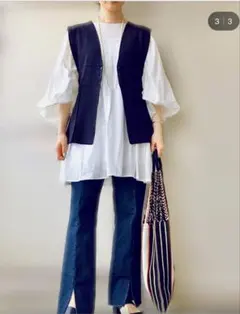 ティティベイト深Vネックデザインベストのサムネイル
