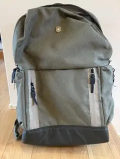 Victorinox バックパック カーキのサムネイル